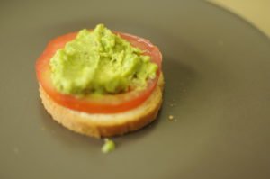 Toast saumon fumé avocat tomate