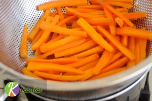 Carottes au bain marie - Recette de poêlée de légumes haricots verts