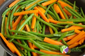 Haricots verts carottes - Recette de poêlée de légumes haricots verts