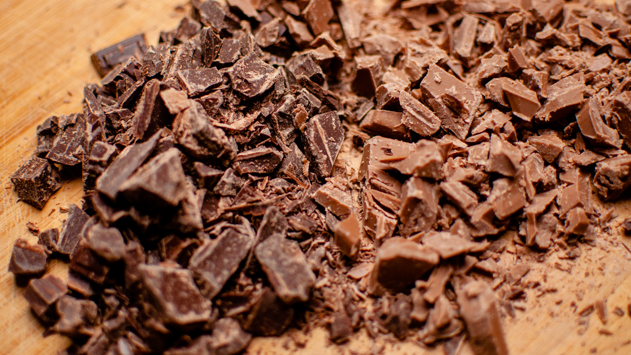 Chocolat emietté - Bûche de Noël Chocolat Noisettes Maison