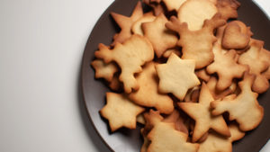 Recette Facile Des Sablés, des Biscuits de Noël par Kisoulou assiette