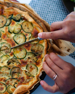 Recette de Quiche facile aux courgettes et au fromage de chèvre